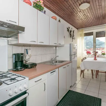 Kos Apartment